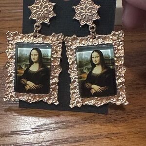 Gold Frame Mona Lisa Earrings